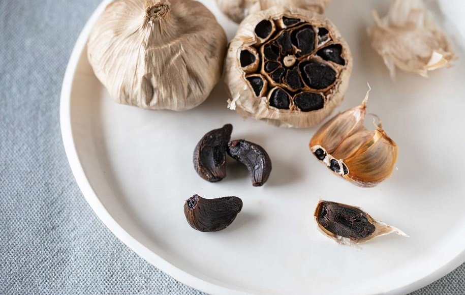 خرید سیر سیاه